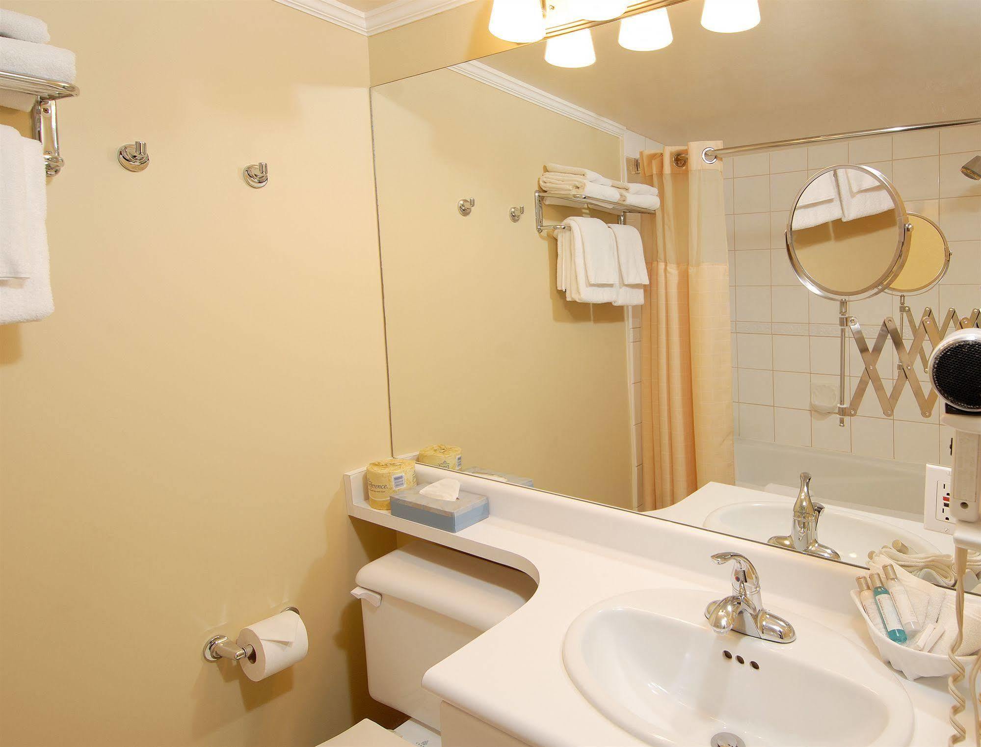 Robson Suites 溫哥華 外观 照片