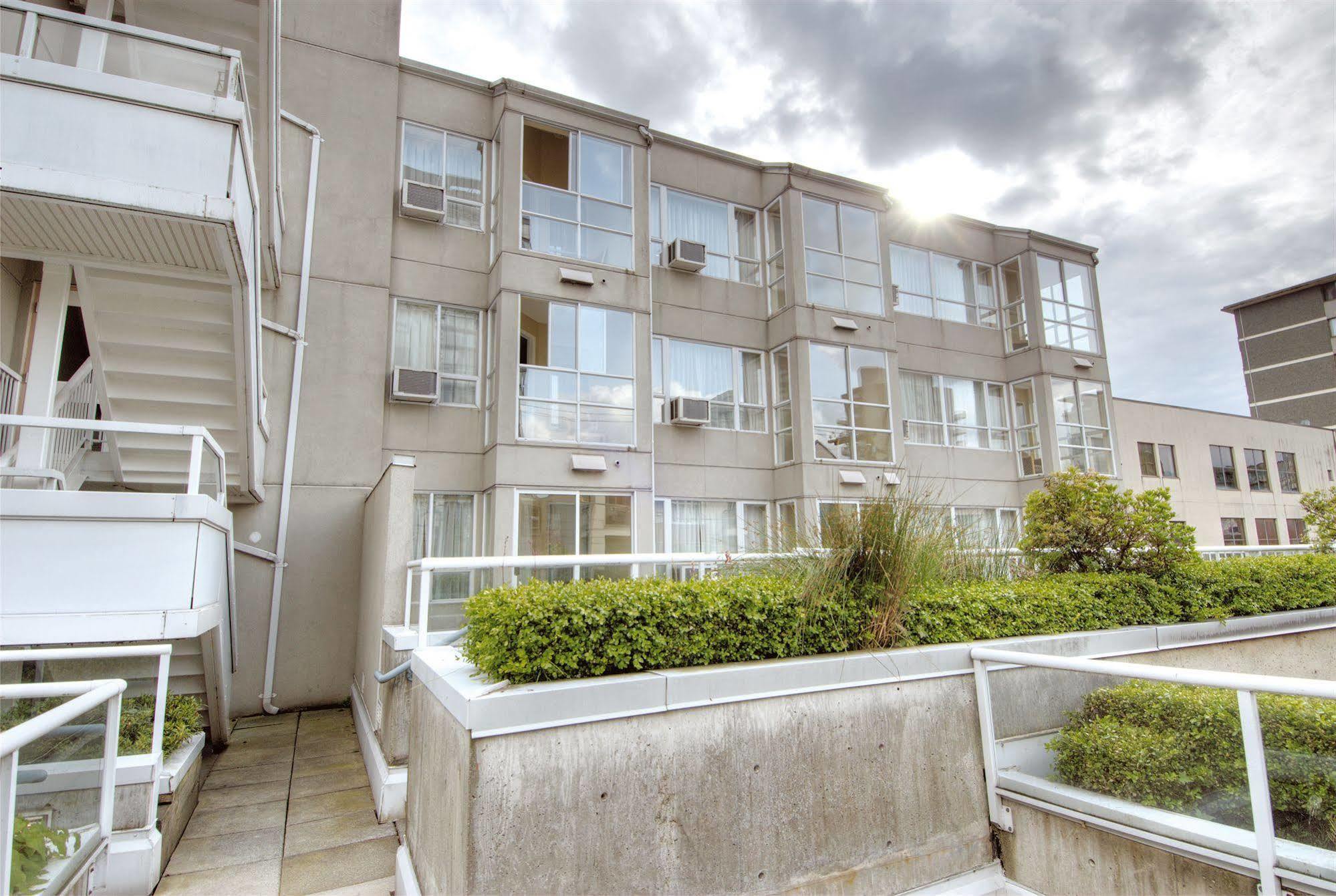 Robson Suites 溫哥華 外观 照片